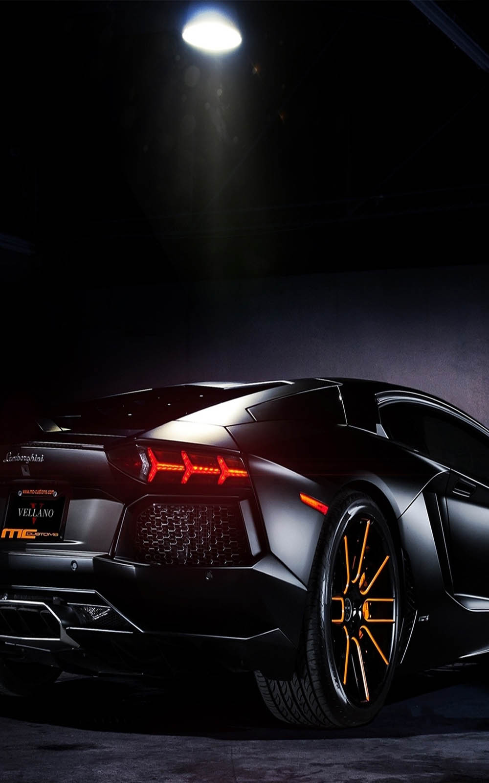 Lamborghini Black Shine - Download Free HD Mobile Wallpapers