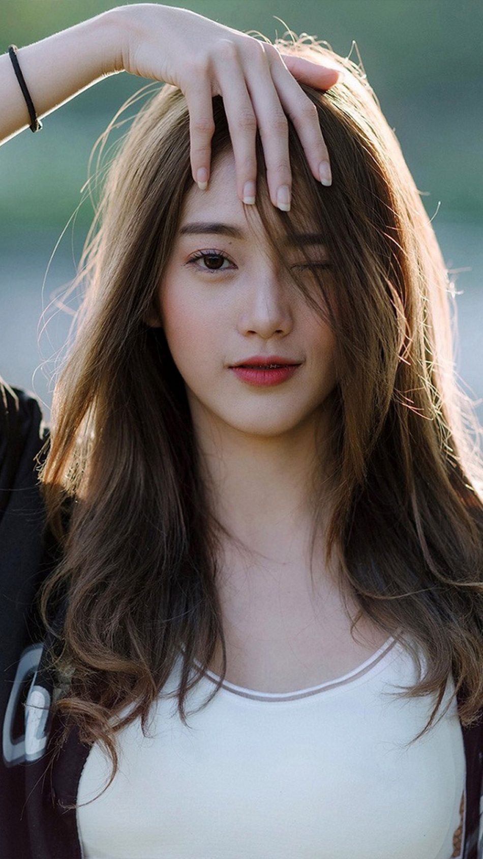 Cute Asian Lady – Telegraph