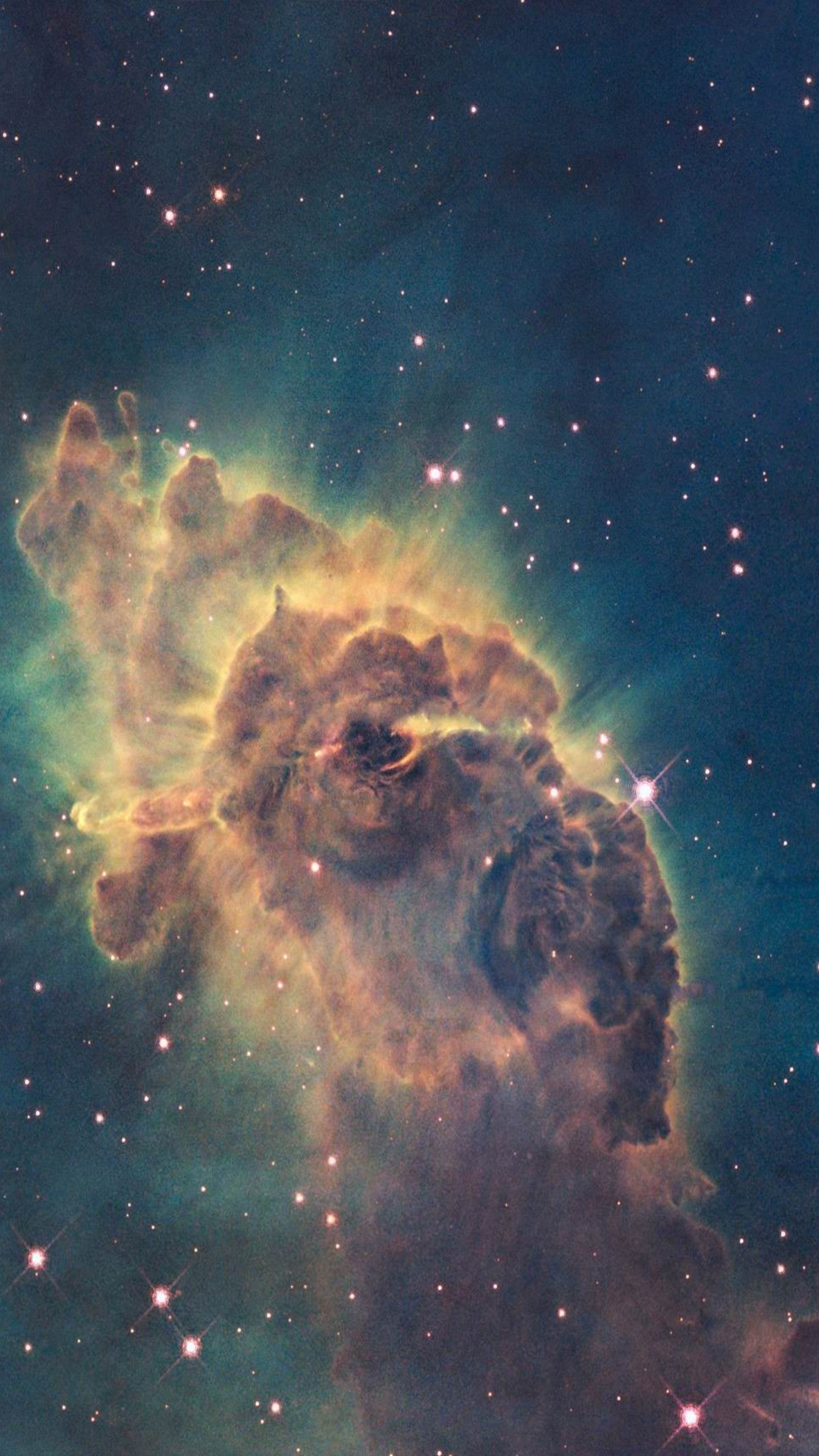 Rays Shining Through Blue Space Nebula 4K wallpaper download