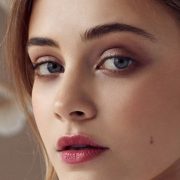 Josephine Langford 4K Ultra HD Mobile Phone Wallpaper