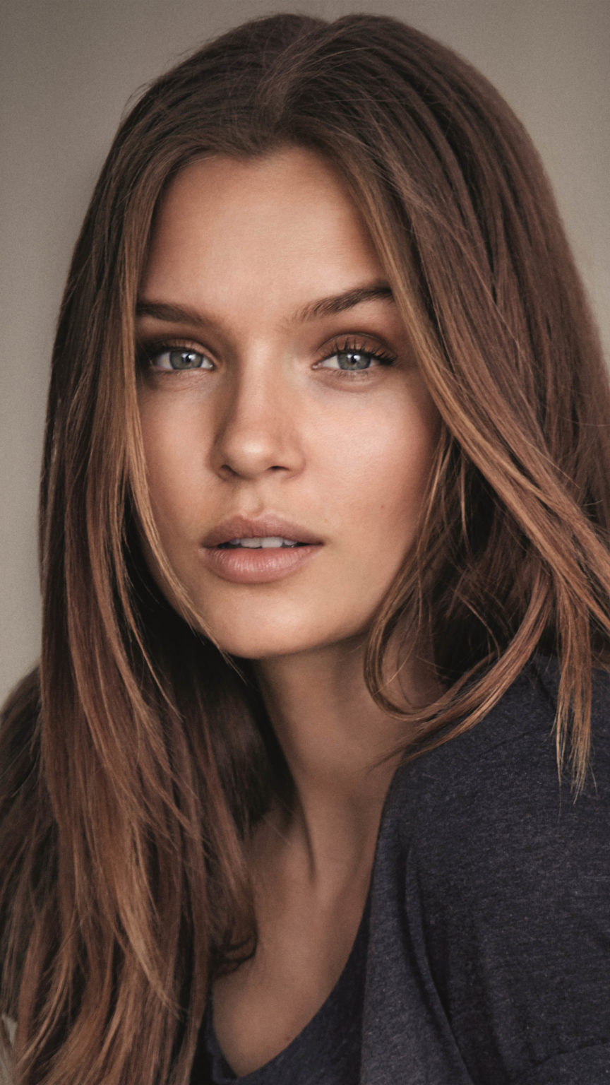 Josephine Skriver 2020 4K Ultra HD Mobile Phone Wallpaper