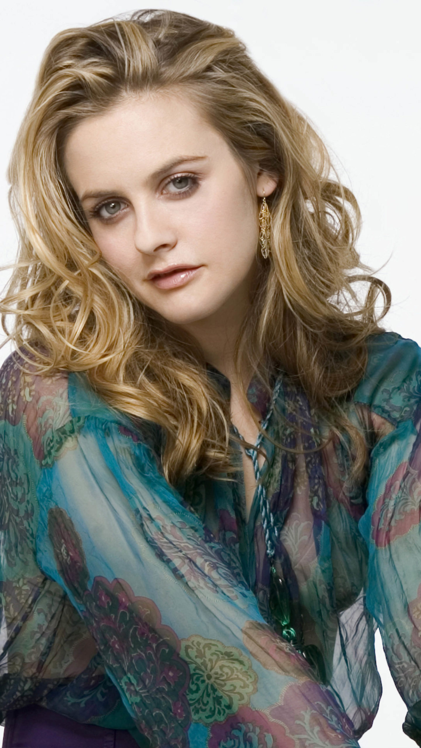 Alicia Silverstone #photos #trend of #November