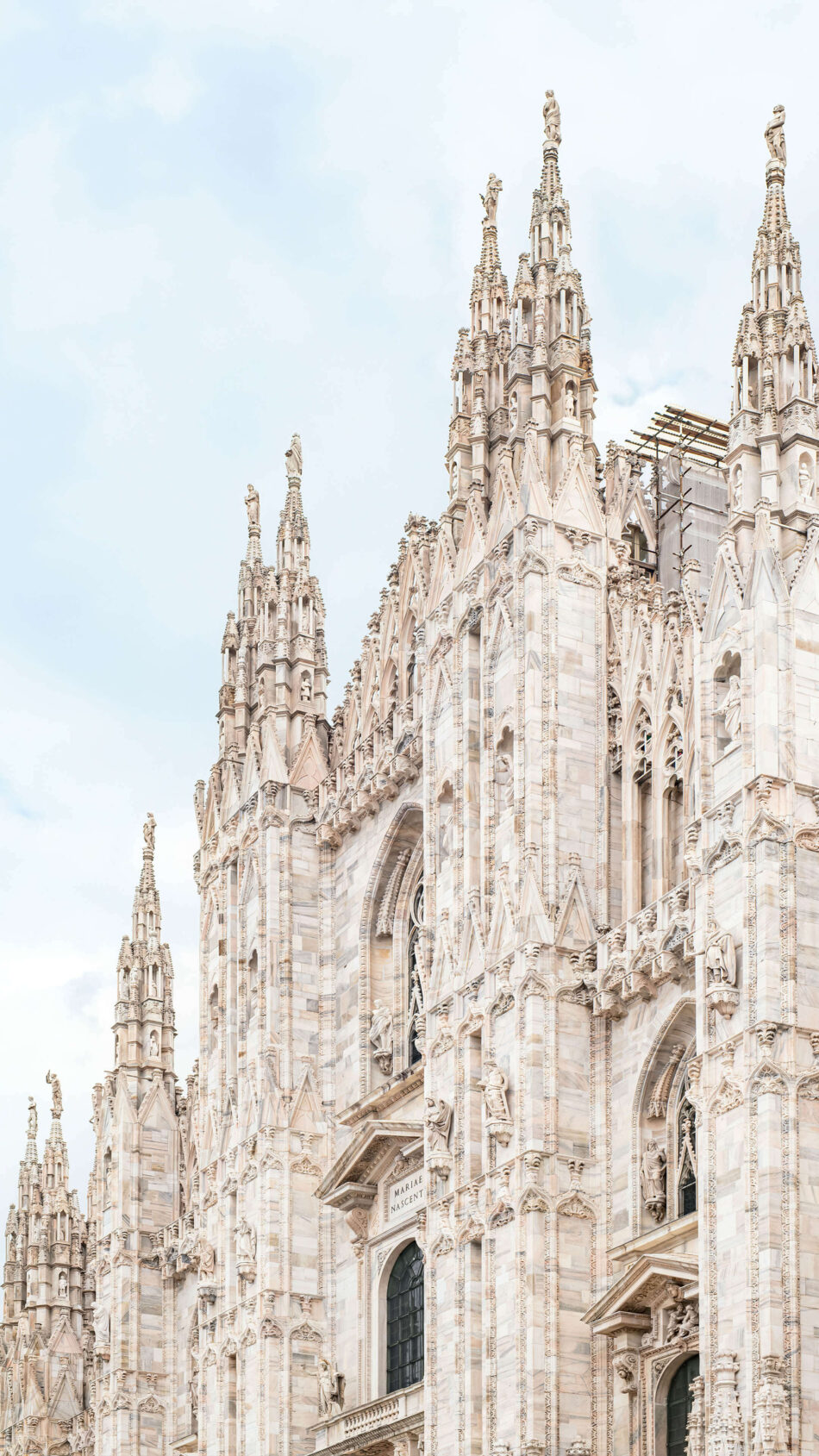 Milan Cathedral Church Italy 4K Ultra HD Mobile Wallpaper