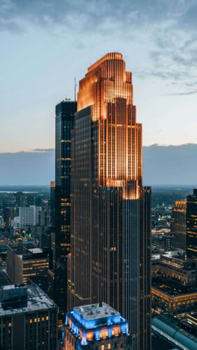 Evening Click of Wells Fargo Center Minneapolis Illuminated 4K Ultra HD Mobile Wallpaper