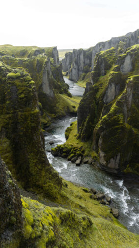 Fjaðrárgljúfur Canyon Iceland 4K Ultra HD Mobile Phone Wallpaper