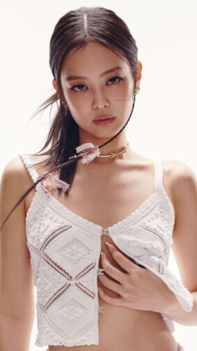 Jennie In White Top 2025 4K Ultra HD Mobile Phone Wallpaper