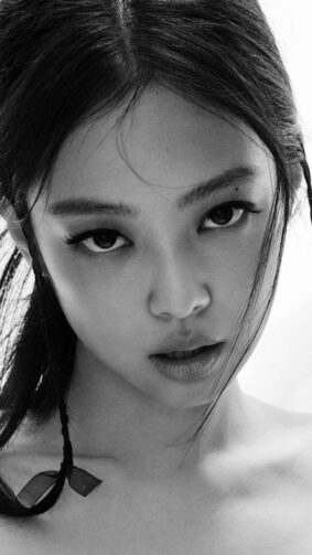 Singer Jennie Monochrome 4K Ultra HD Mobile Phone Wallpaper